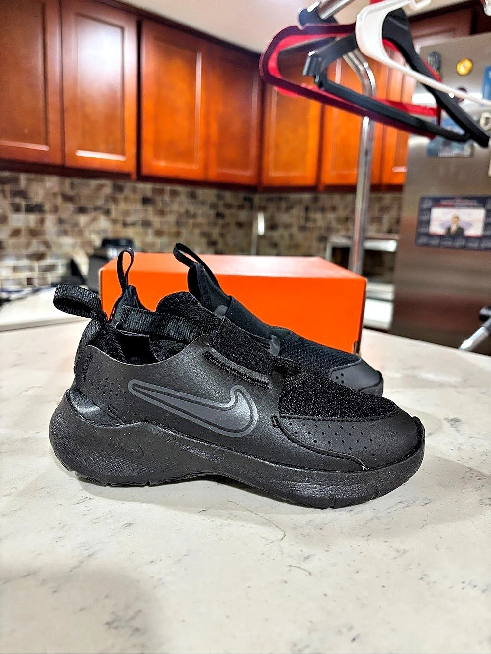 Nike Flex Runner 3 Kids Black Anthracite FN1449-002 New No Lid